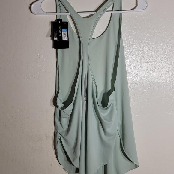 NWT MSRP $40 Nike Dri-Fit Women's Running Tank Top Sage Mint Green Size M Light - Picture 7 of 8